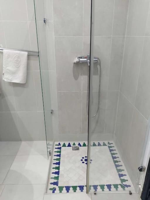 Appartement Confortable Avec 5 Piscines Marrakesh Exteriör bild